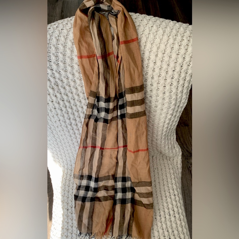 Burberry scarf